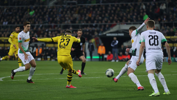 爱游戏体育-德国杯倒计时，武汉三镇集结日强势反弹，细节引发关注，话题不断，球探报告显示潜力的简单介绍